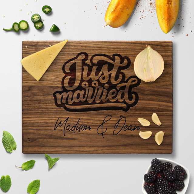 Personalized Cutting Board - Just Married - Maple, Cherry or Walnut - Quetzal Studio