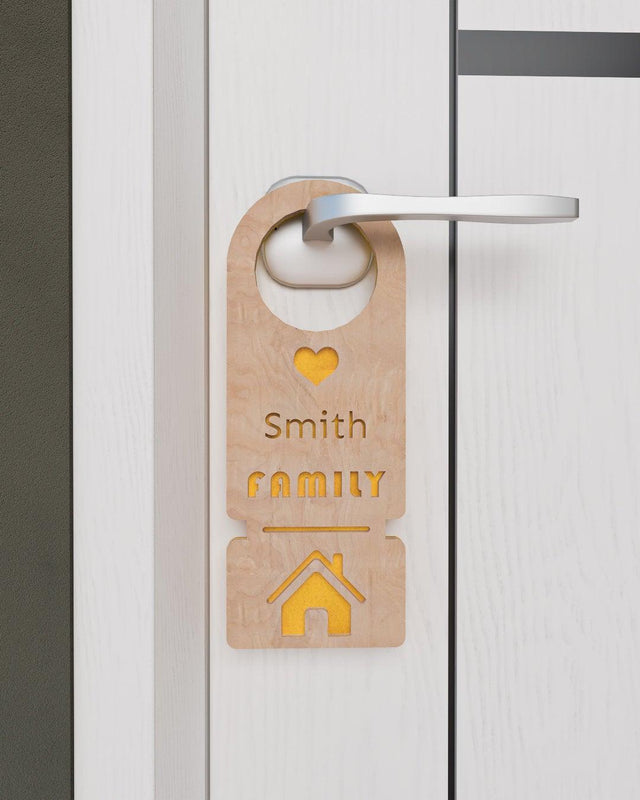 Personalized Wood and Felt Door Hanger - Family Home - Quetzal Studio