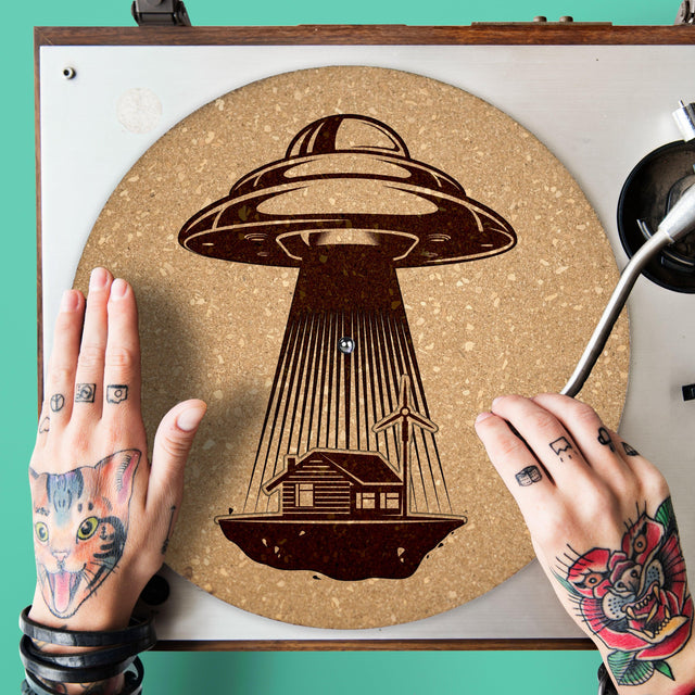 UFO Turntable Slipmat - Audiophile-Grade Cork | Quetzal Studio - Quetzal Studio