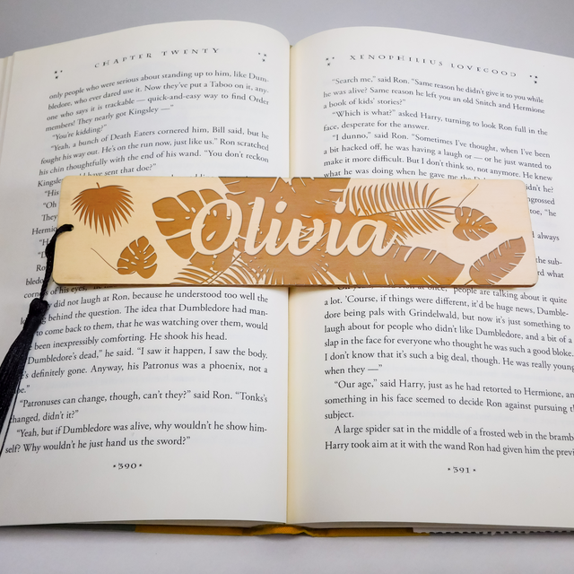 Personalized Wood Bookmark with Tassel  - Plants